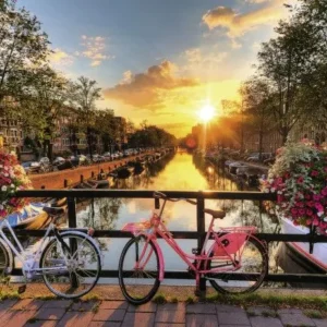 pictură pe numere – amurg în amsterdam: biciclete pe pod la apus – pânză pe Șasiu lemn 40x50 cm